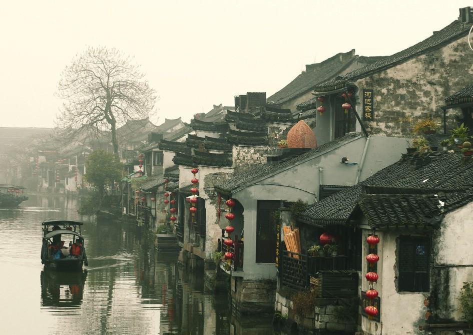 探索做糖醋排骨时,怎么做才能让排骨的颜色红亮味道又香?,发现问题的答案
